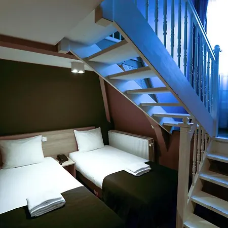 City Hotel Amsterdam 3*