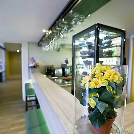 City Hotel Amsterdam 3* Amsterdam