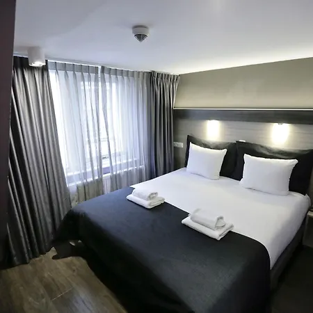 City Hotel Amsterdam 3*