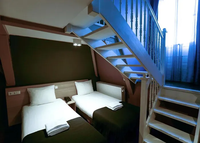 City Hotel Amsterdam 3*