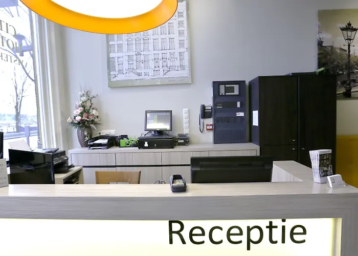 City Hotel Amsterdam 3*