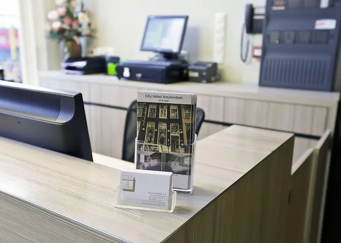 City Hotel Amsterdam 3*