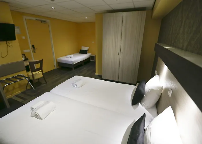 City Hotel Amsterdam 3*