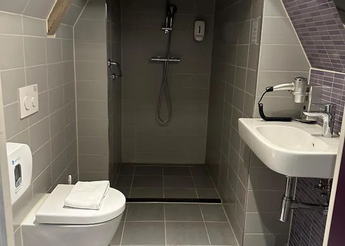 City Hotel Amsterdam Hotel 3*