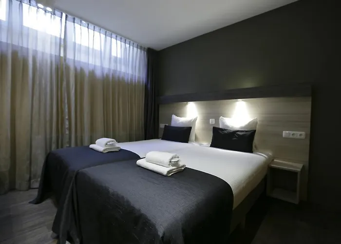 City Hotel Amsterdam Hotel 3*