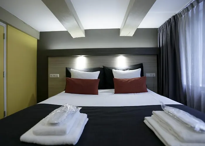 City Hotel Amsterdam Hotel 3*