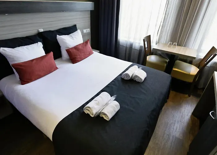 City Hotel Amsterdam 3*