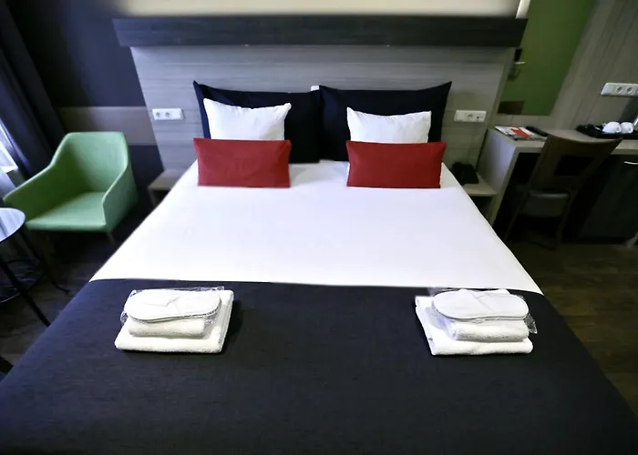 City Hotel Amsterdam 3* Amsterdam