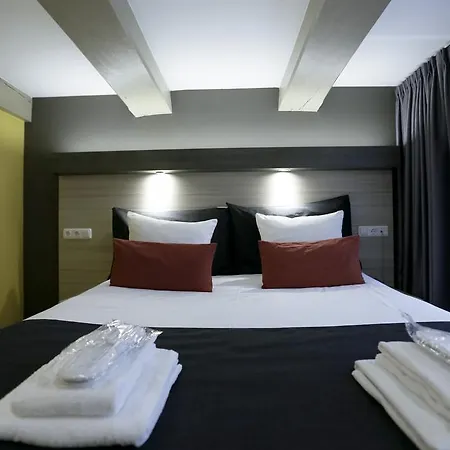 City Hotel Amsterdam מלון 3*