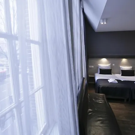 City Hotel Amsterdam מלון 3*