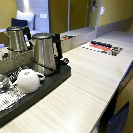 City Hotel Amsterdam מלון אמסטרדם